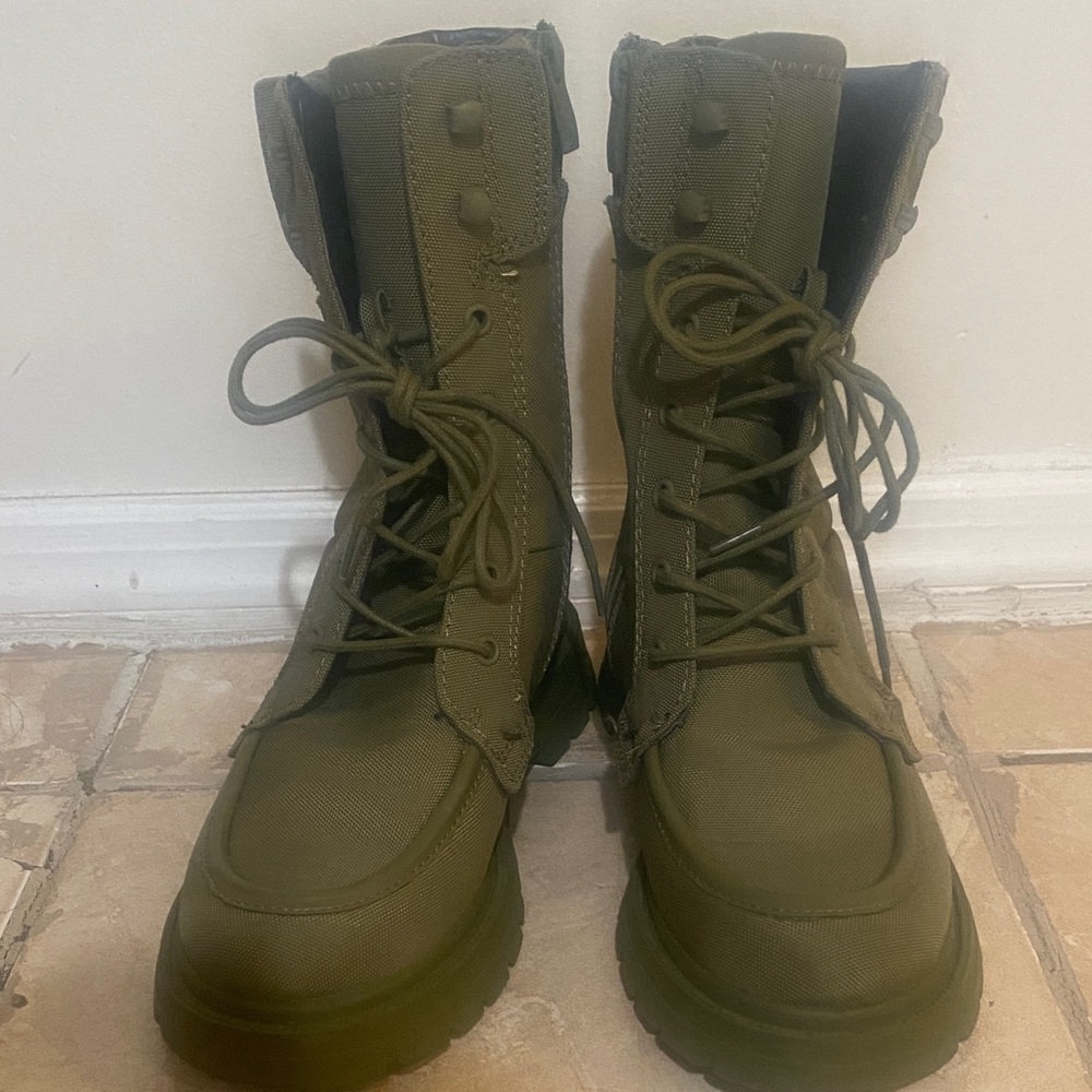 Franco Sarto Olive Green Combat Boots size 6.5
